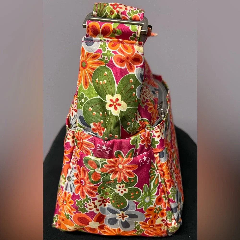 JUJUBE HoBo Be MACHINE WASHABLE Perky Floral DIAPER BAG Changing Pad Maternity